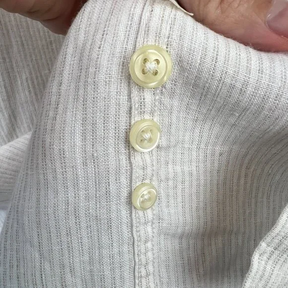 J. Crew 100% Linen Mens Button Up Shirt Size XL Subtle Tan Stripes - Picture 4 of 6